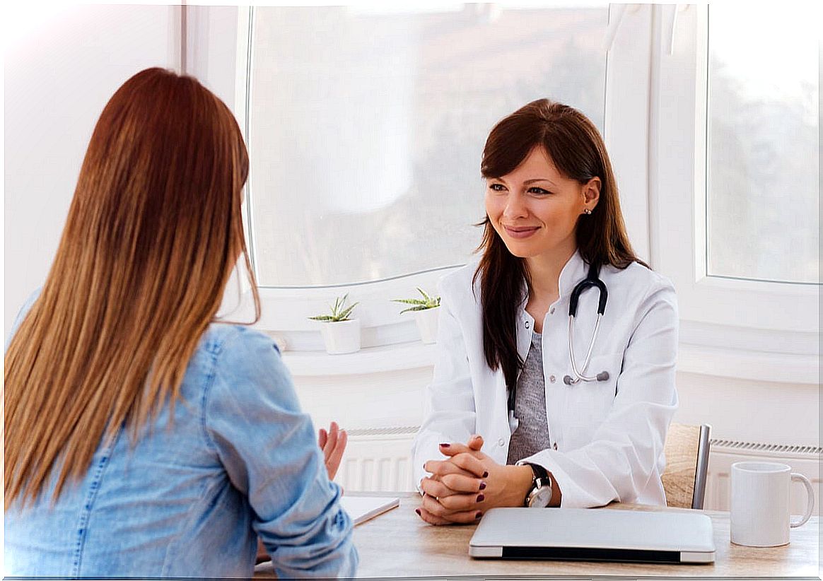 Patient talking to doctor