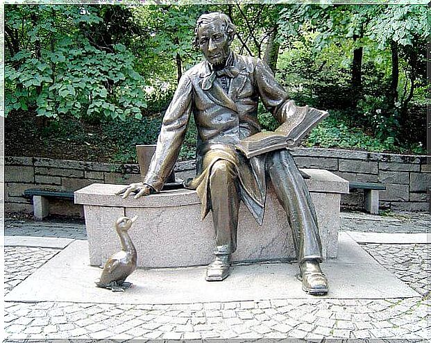 statue symbolizing the phrases of Hans Christian Andersen